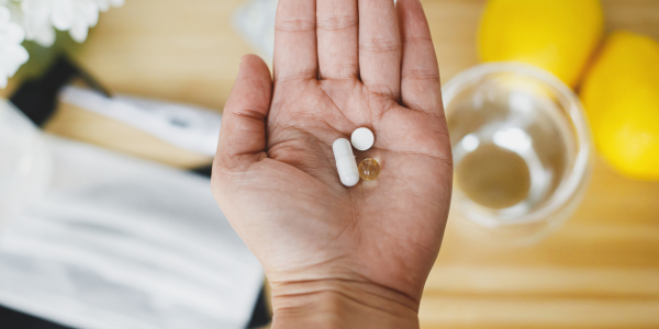 Vitamines quotidiennes pour la santé immunitaire : les nutriments essentiels dont vous avez besoin 