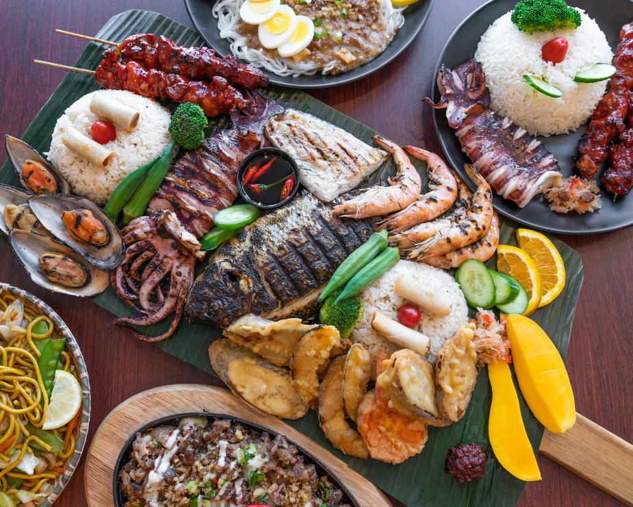 Aliments pour banquets, plats préparés et ruches